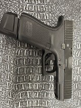 GLOCK 19 GEN 5 9MM LUGER (9x19 PARA) - 2 of 3