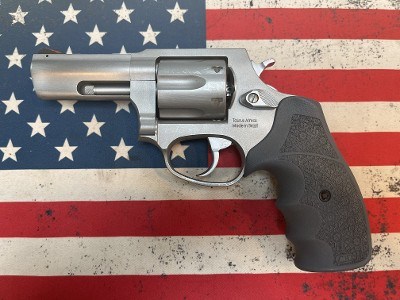 TAURUS MODEL 856 .38 SPL - Image 2 of 2