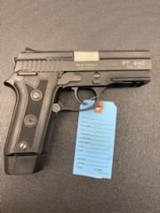 TAURUS pt940 .40 S&W - 1 of 3