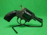 H&R 622 .22 LR - 2 of 3