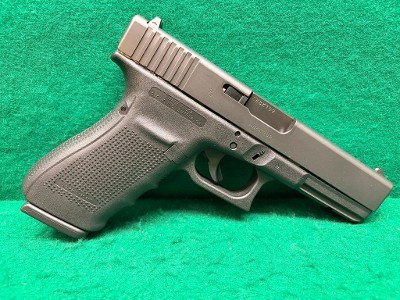 GLOCK 21 .45 ACP - Image 2 of 3