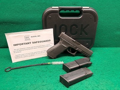 GLOCK 21 .45 ACP - Image 1 of 3