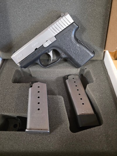 KAHR ARMS CM9 9MM LUGER (9X19 PARA) - Image 1 of 3