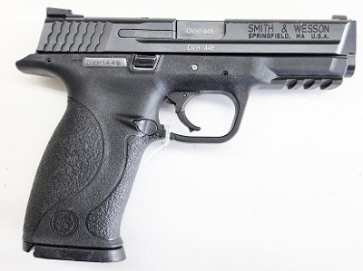 SMITH & WESSON S&W MODEL M&P40 CHAMBERED IN .40 CAL .40 CALIBER - Image 1 of 2