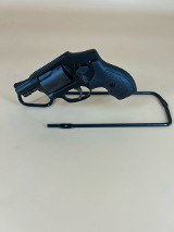 SMITH & WESSON AIRWEIGHT SPL+P .38 SPL - 2 of 3