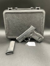 SPRINGFIELD ARMORY XD-S 3.3 ESSENTIAL .45 ACP - 1 of 3