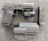 SIG SAUER P320 Compact 9MM LUGER (9x19 PARA) - Image 1 of 2