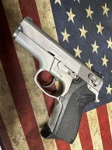SMITH & WESSON MODEL 6906 9MM LUGER (9x19 PARA) - 1 of 3