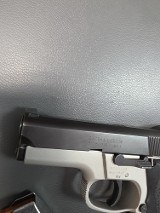 SMITH & WESSON 5943 SSV 9MM LUGER (9x19 PARA) - 2 of 3