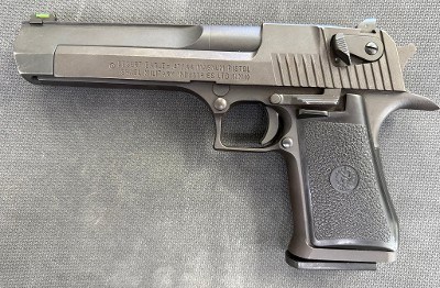 MAGNUM RESEARCH DESERT EAGLE .44 MAGNUM - Image 1 of 2