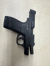 SMITH & WESSON M&P40 SHIELD M2.0 (11812) 40 Smith & Wesson - 2 of 3