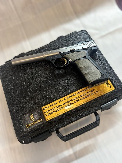 BROWNING Buck Mark .22 LR - Image 2 of 3