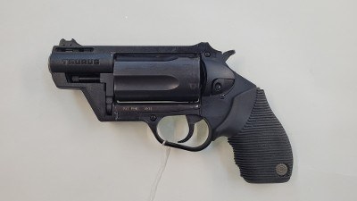 TAURUS the judge public defender poly .45lc / .410 - Image 1 of 3