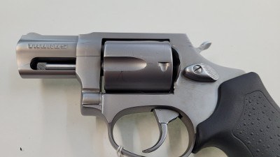 TAURUS 85 .38 SPL - Image 2 of 3