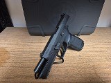 SIG SAUER P320 FULL SIZE (2024) 9MM LUGER (9X19 PARA) - 4 of 6