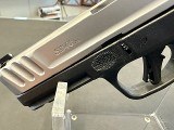 SMITH & WESSON SD40 .40 S&W - 2 of 8