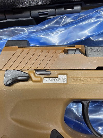 SIG SAUER P320 M18 9MM LUGER (9X19 PARA) - Image 3 of 13