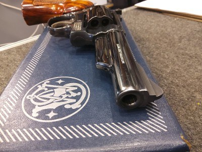 SMITH & WESSON 19-4 .357 MAG - Image 3 of 10