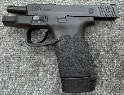 SMITH & WESSON M&P 45 SHIELD .45 ACP - Image 6 of 9