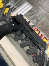 SIG SAUER P226 .40 S&W - 5 of 6