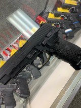 SIG SAUER P226 .40 S&W - 3 of 6