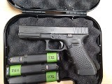 GLOCK G17 GEN 4 9MM LUGER (9X19 PARA) - 2 of 4