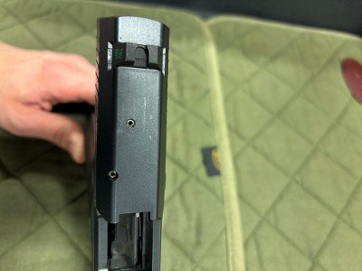 HECKLER & KOCH USP 45 .45 ACP - Image 8 of 9