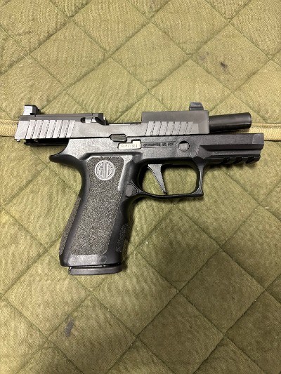 SIG SAUER P320 X COMPACT 9MM LUGER (9x19 PARA) - Image 2 of 6