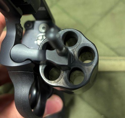 SMITH & WESSON BODYGAURD W LASER.38 SPL - Image 5 of 7