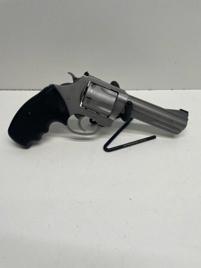CHARTER ARMS TARGET BULLDOG (74460) .44 S&W SPECIAL - Image 2 of 10