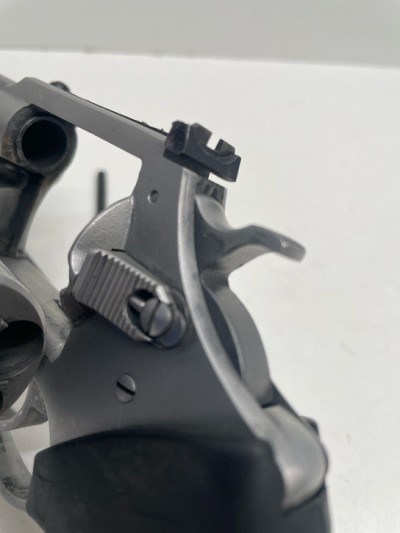 CHARTER ARMS TARGET BULLDOG (74460) .44 S&W SPECIAL - Image 9 of 10