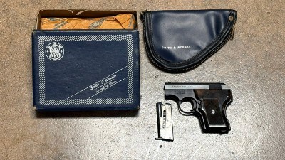 SMITH & WESSON 61-3 .22 LR - Image 1 of 3