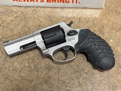 TAURUS 856 (2-85635NSVZ) .38 SPL - Image 2 of 3