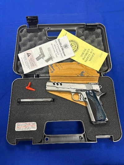 SMITH & WESSON SW1911 PC .45 ACP - Image 3 of 3
