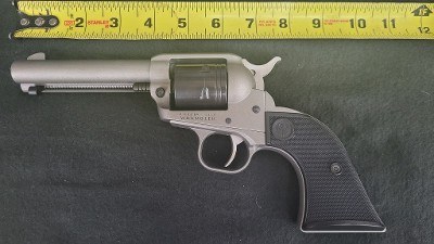 RUGER wrangler.22 LR - Image 2 of 2