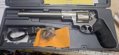 RUGER SUPER REDHAWK .44 MAGNUM - Image 1 of 3