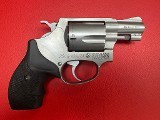 SMITH & WESSON Lady Smith 642-3 W/Not internal locking (HH) .38 SPL - 1 of 3