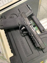 SMITH & WESSON M&P22 MAGNUM .22 WMR - 3 of 3