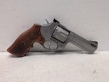 TAURUS 627 TRACKER = .357 MAGNUM / .38 SPECIAL +P. .357 MAG* - 2 of 3