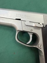 SMITH & WESSON 4046 .40 S&W - Image 3 of 3