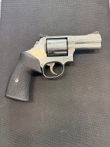 SMITH & WESSON MODEL 686-6 PLUS .357 MAG - 3 of 3