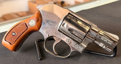 SMITH & WESSON MODEL 38 .38 SPL - Image 2 of 2
