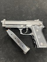 TAURUS PT101 P.40 CALIBER - 1 of 3