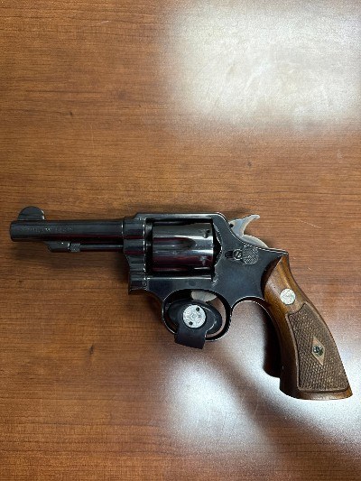 SMITH & WESSON MODEL 10 .38 S&W - Image 2 of 2