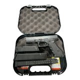 GLOCK 22 .40 S&W - 1 of 3