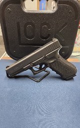 GLOCKG22 GEN 4 .40 S&W - 3 of 3