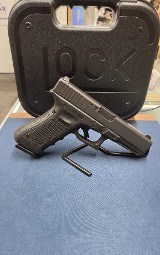 GLOCKG22 GEN 4 .40 S&W - 2 of 3