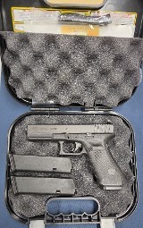 GLOCKG22 GEN 4 .40 S&W - 1 of 3