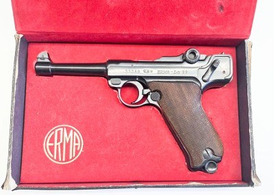 ERMA-WERKE RARE IN ORIGINAL BOX MODE LA22 CHAMBERED IN .22 LR .22 LR - Image 1 of 3