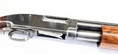 WINCHESTERMODEL 25 PUMP CHAMBERED IN 12 GAUGE 12 GA - Image 2 of 3